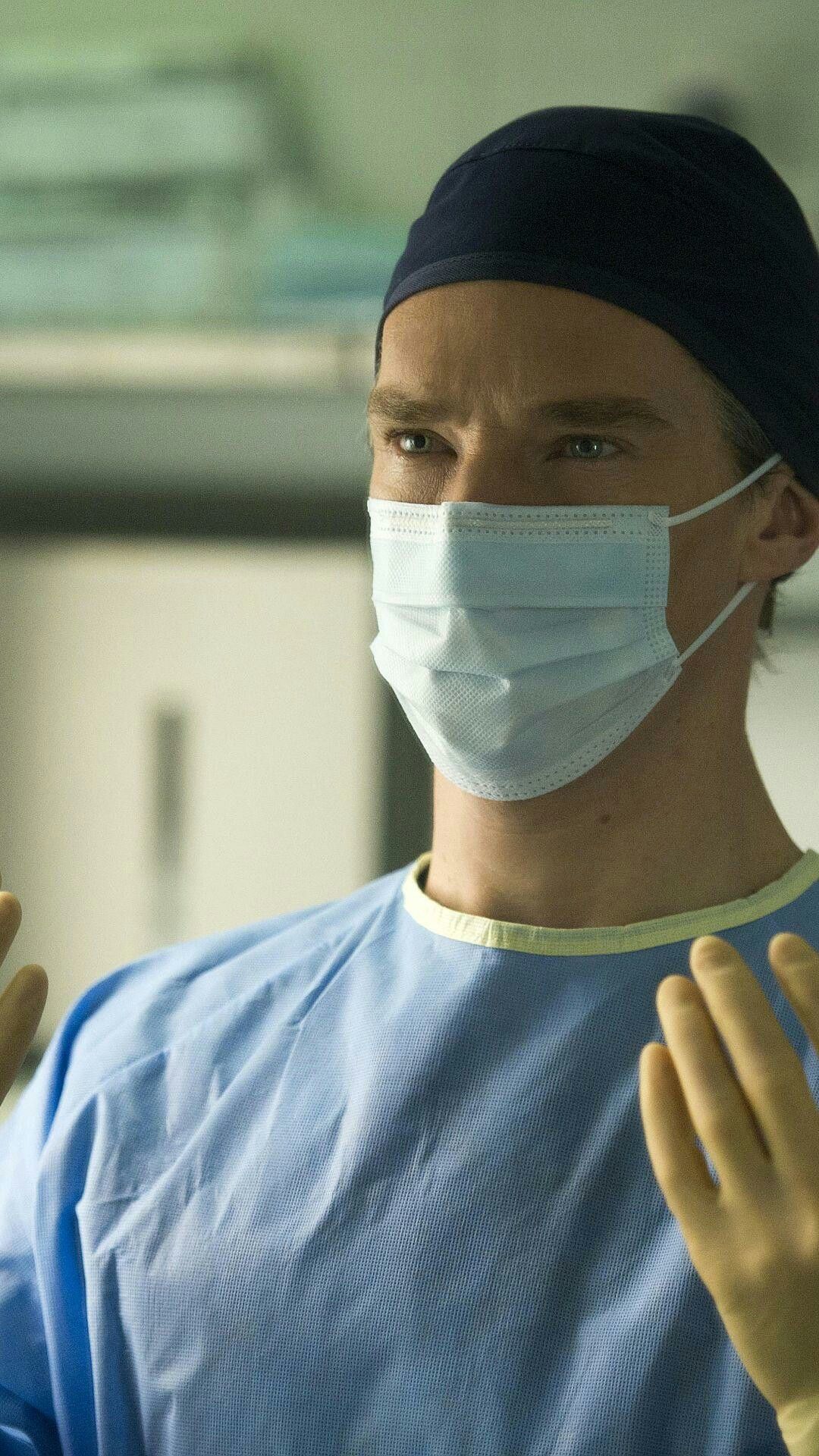 Stephen Strange como neurocirujano